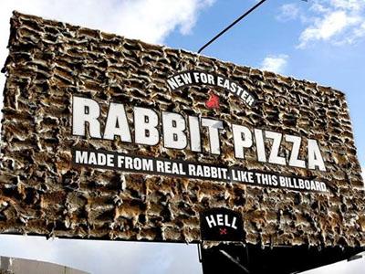 Pasang Papan Iklan dari Ratusan Kelinci Sungguhan, Restoran Pizza Ini Tuai Kecaman!